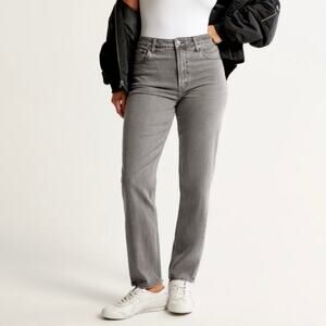 Abercrombie & Fitch Curve Love High Rise Mom Jean Grey Size 25 Long NWT